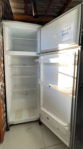 GELADEIRA DAKO DUPLEX