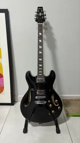 Guitarra Ária Pro II Semi acústica