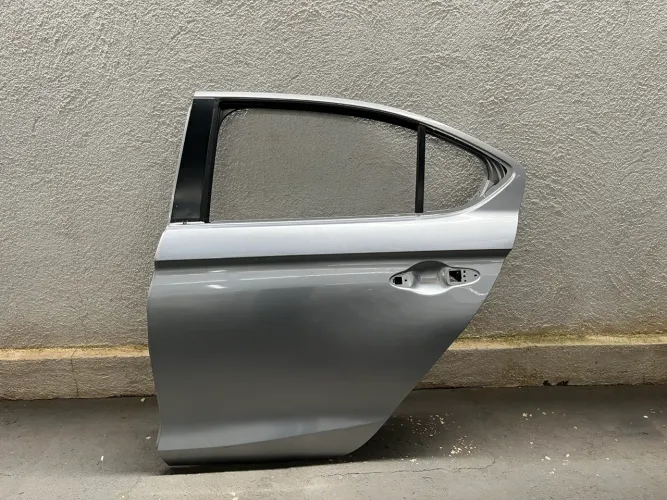 PORTA ESQUERDA TRASEIRA HONDA CITY 2022