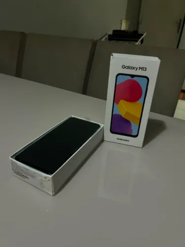 Galaxy M13, semi-novo em ótimas condições