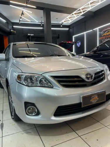 Toyota Corolla GLI 1.8 Flex 16V Aut. 2014