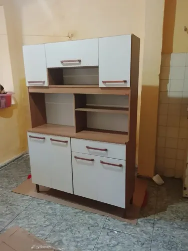 Armário Icaraí Freijó Off White em 100% MDF com Montagem Grátis