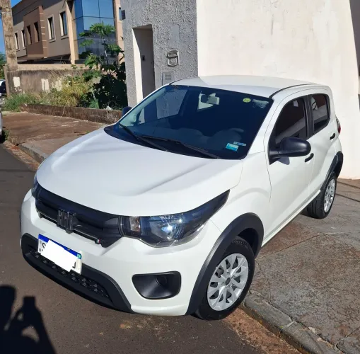 Fiat Mobi Like 1.0 Fire Flex 5P. 2024