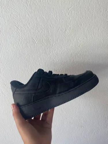 Tênis Nike Air Force 1 Preto - BOM ESTADO 37 numeração 