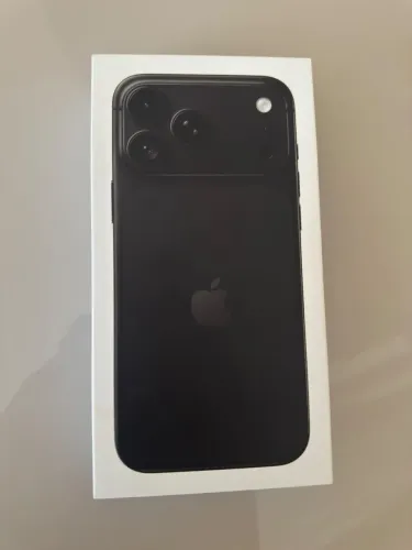 iPhone 18 pro Max lacrado Preto 256g