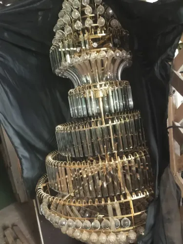 Lustre Dubai (cristais guardados para reposição)