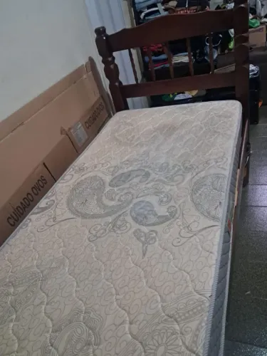 Cama solteiro + colchão