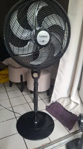Ventilador de coluna Mondial 