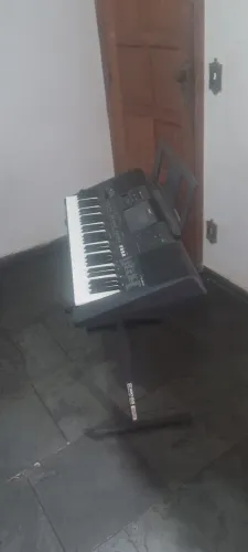 Teclado Yamaha PSR-E463