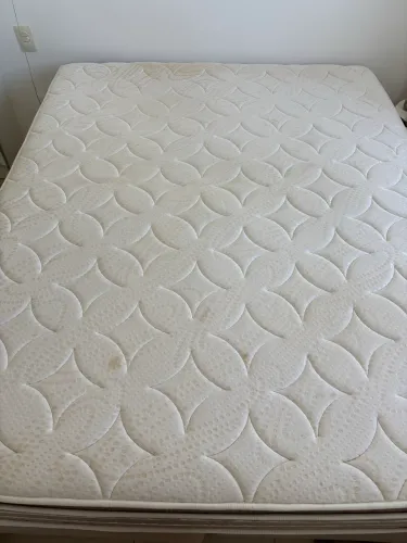 Cama queen