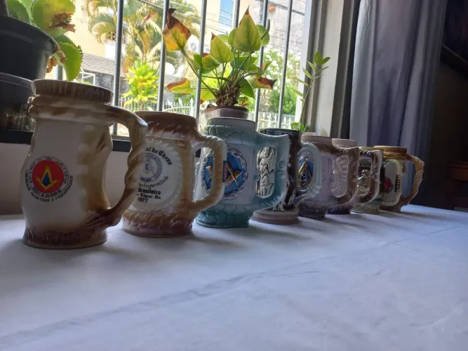 Coleção de Canecas de chopp antigas - Anos 70/80 - Porcelana