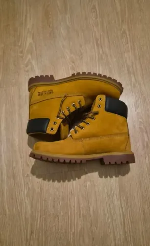 Bota tipo timberland macboot