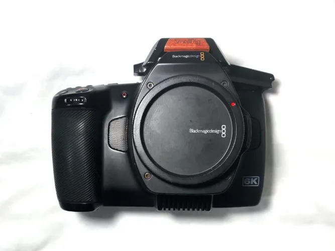 Blackmagic Pocket Cinema Camara 6k Pro + Acessorios