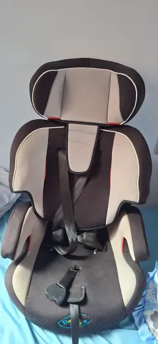 Cadeirinha de automóvel infantil