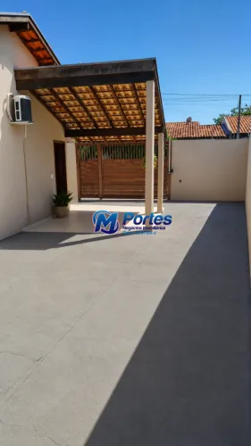 Casa à venda Residencial Mirante, 2 quartos, 2 banheiros, quintal amplo, aceita financiame