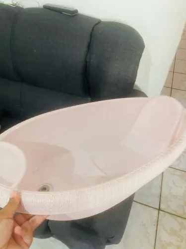 Banheira rosa bebê
