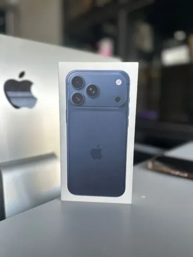 iPhone 17 pro Max 256gb (lacrado e com um ano de garantia)