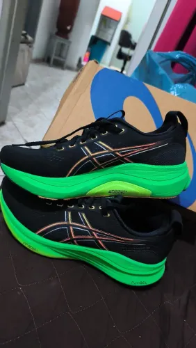 TÊNIS ASICS KAYANO 32