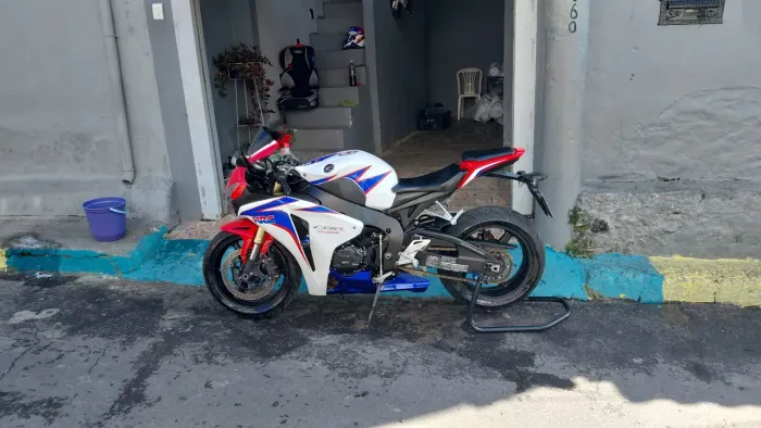 Cbr 1000