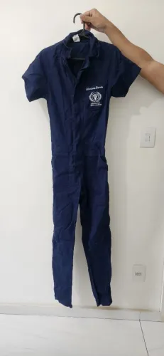 MACACÃO FEM VETERINÁRIA PP (VESTE M) + BOTA SANITÁRIA USADOS - NECROPSIA