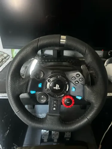 Vendo Volante Logitech g29 com caixa