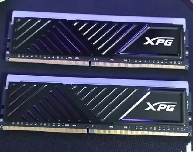 Memória RAM XPG Spectrix D35G RGB 2x8GB 3200Mhz DDR4