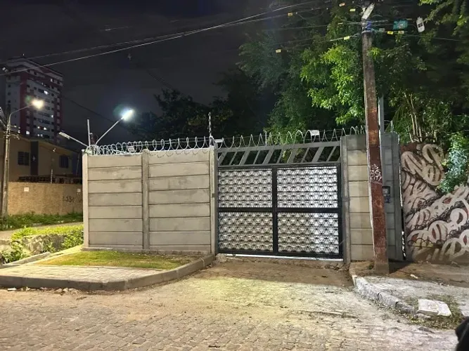 Muro Pré Moldado em Concreto Armado
