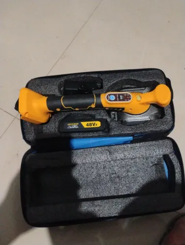 Máquina de acentar piso profissional + bateria 48v