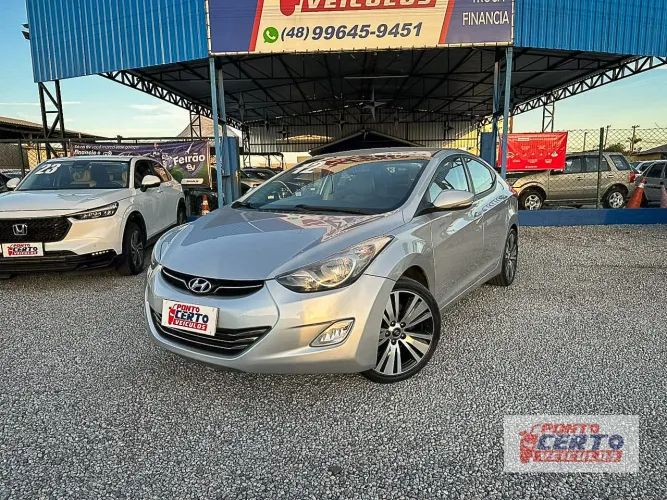 Hyundai Elantra GLS 1.8 16V Aut. 2012