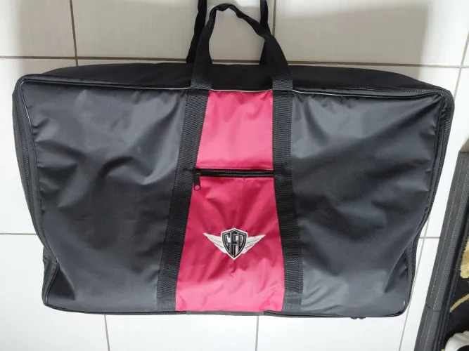 Pedalboard monster 80x50 cm creationFD com bag, velcros, eletrica e jacks input e output