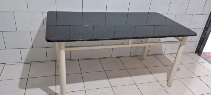 Mesa completa de Mármore grande Cor Verde 