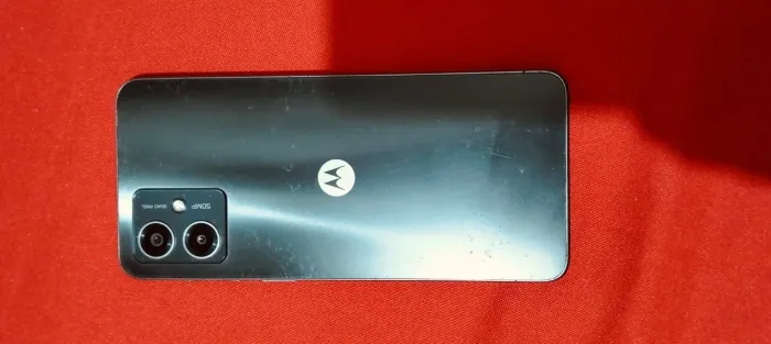 Motog14 todo original funcionando normal nunca mexido.