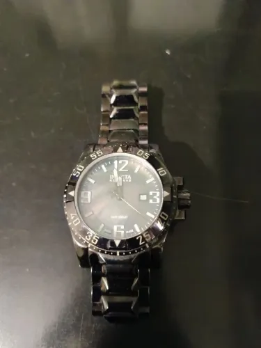 Invicta Reserve Excursion Modelo 0516