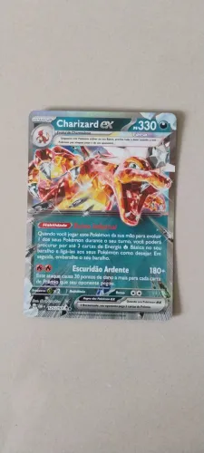 Carta pokémon verdadeira Charizard EX cristalizada