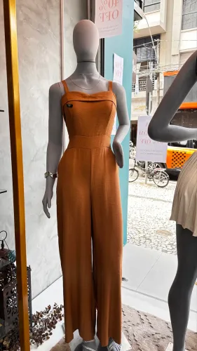 Manequim Feminino - 45 dias de uso