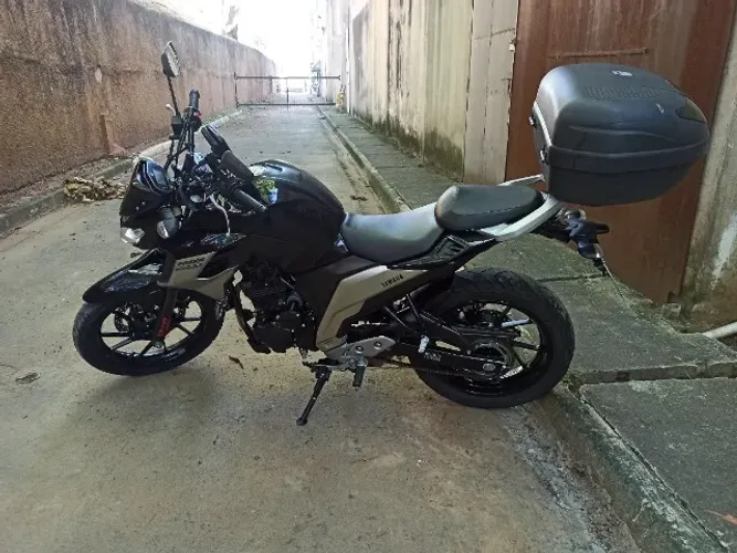 FAZER 250 2018 - 17000,00