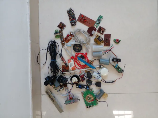 Peças de eletrônica