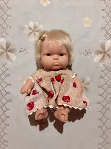 Boneca Frutinha de Morango Antiga