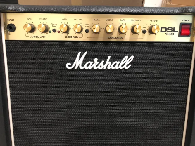 Amplificador Marshall DSL15C