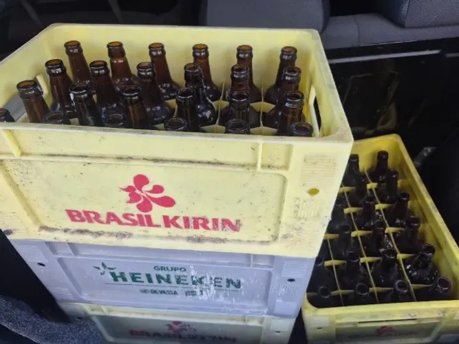 Engradado de litrinhos