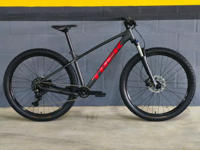 Bicicleta Trek Marlin 5 3°gen Nova