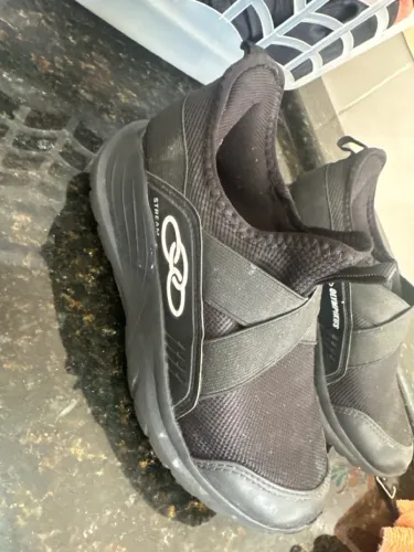 Tênis olympikus n 33 preto usado Uma vez