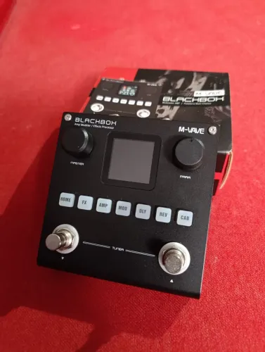 Pedaleira Multiefeitos Blackbox M-VAVE guitarra e baixo