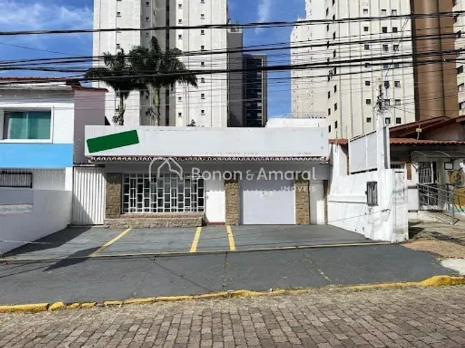 Imóvel com 4 Quartos para alugar, 189m² - Vila Itapura