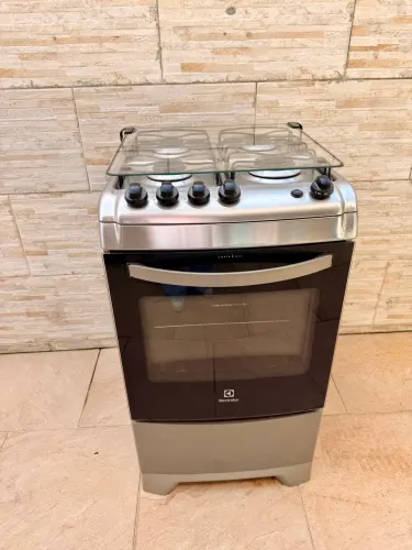 Fogão 4b Electrolux automático