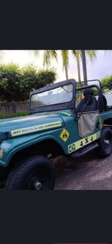 Willys Overland Jeep 2.6 12V Gasolina 2P 1965