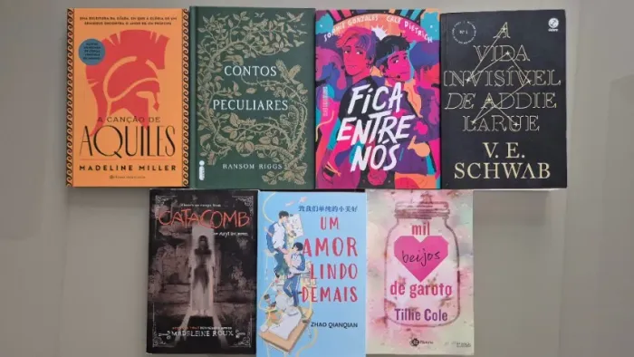 Livros diversos a R$ 30,00 cada um