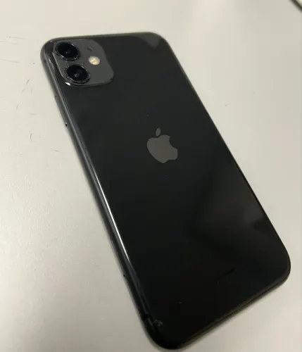 IPHONE 11 - 64gb - Só Carrega por indução