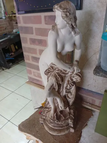 Vendo Estátua