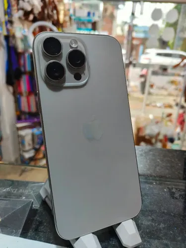 16 pro Max 256GB